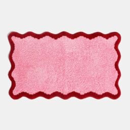 OHS Scallop Edge Tufted Bath Mats Non-Slip Shower Rug in Pink - thumbnail 1