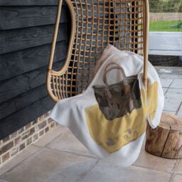 Benjamin Tate Design Holiday Shopping Blanket in Natural - Size: 120 cm x 150 cm - thumbnail 4