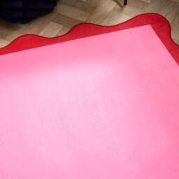 OHS Scallop Edge Rug Soft Non Slip Floor Carpet Area Mat in Bright Pink - Size: 120 cm x 170 cm - thumbnail 2