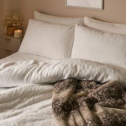 OHS Thermal Soft Teddy Fleece Duvet Cover Bedding Set in White - Size: Single - thumbnail 2