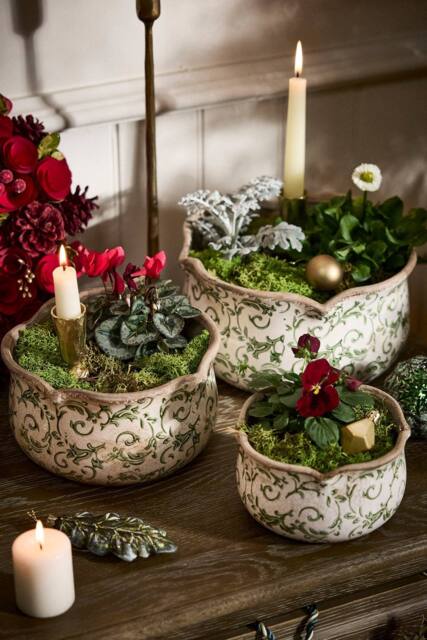 Dibor Set of 3 Vintage Irina Green Botanical Pot Flower Planters in Cream - Size: Large - image 1