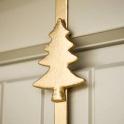 Dibor 36cm Pinecone & Roses Christmas Wreath with Tree Wreath Hanger in Red - thumbnail 6
