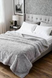 Living and Home 130x160cm Reversible Coral Fleece Blanket Throw for Sofas & Bed in Grey - Size: 130 cm x 160 cm - thumbnail 2
