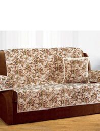 Chums Garland Tapestry Protector