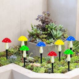 Obasyhig Style 2 Solar-powered garden mushroom lights in Blue - thumbnail 3