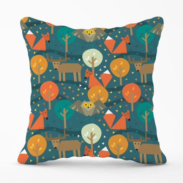 Warren Reed - Designer Wild Nightlife Outdoor Cushion in Green - Size: 60 cm x 60 cm - image 1