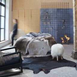 Berkfield Home Real Cow Hide Rug Black 150x170 cm - Size: 100 cm diameter