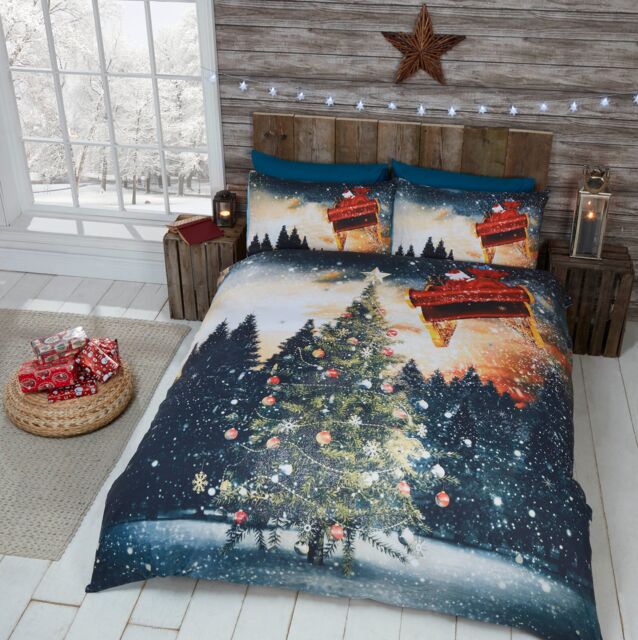 Rapport Home Northern Lights Duvet Cover Set with Pillowcase in Dark Blue - Size: King - image 1