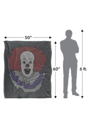 Warner Brothers IT, 152x127 cm Red Balloon Silky Touch Super Soft Throw Blanket in White - thumbnail 5