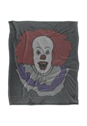 Warner Brothers IT, 152x127 cm Red Balloon Silky Touch Super Soft Throw Blanket in White - thumbnail 1