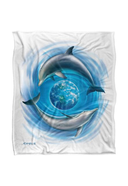 JQ Licensing Royce Mcclure Dolphin World Silky Touch Super Soft Throw Blanket 152 X 127 cm in White - image 1