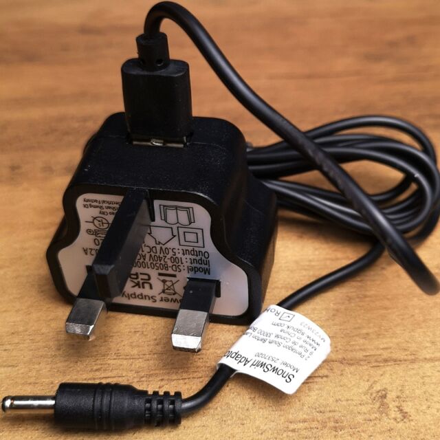 Samuel Alexander 1.5m Black USB Adaptor Plug for Christmas SnowSwirl Decorations - image 1