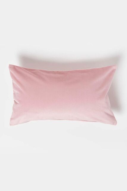 Homescapes Luxury Soft Velvet Cushion in Pink - Size: 45 cm x 45 cm - image 1