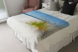 Benjamin Tate Design dune fence by sea grass with sailboat on horizon Designer Blanket in Natural - Size: 120 cm x 150 cm - thumbnail 4