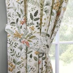 Sundour Cleo Pencil Pleat Headed Ready Made Curtains in Green - Size: 117 cm width x 137 cm drop - thumbnail 4