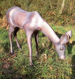 Inspirational Gifting Extra Large Stag & Doe Deer Sculptures Garden Ornaments in Bronze - thumbnail 4