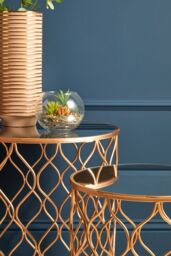 Orsina Set of 2 Copper Accent Tables With Mirrored Tops, Round Tables With Wave Design Metal Frames, Luxe Side Tables in Gold - thumbnail 6
