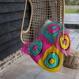 Benjamin Tate Design donut cartoon pop art style Designer Blanket in Natural - Size: 120 cm x 150 cm - thumbnail 3