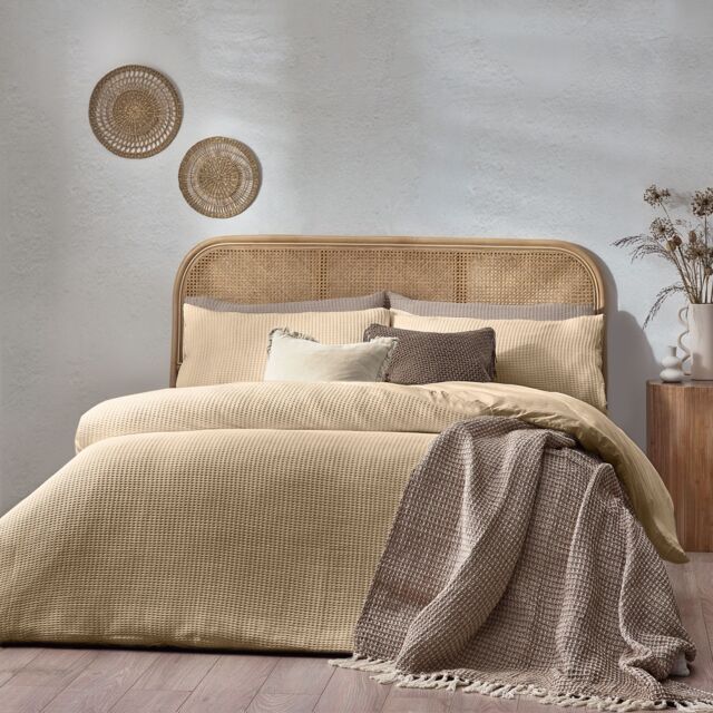 Yard Chunky Waffle 100% Cotton Duvet Cover Set in Light Tan - Size: Super King - image 1