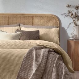 Yard Chunky Waffle 100% Cotton Duvet Cover Set in Light Tan - Size: Super King - thumbnail 4