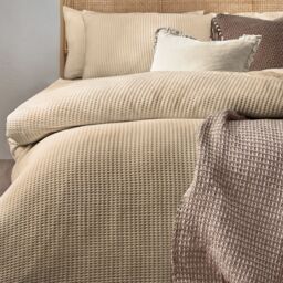 Yard Chunky Waffle 100% Cotton Duvet Cover Set in Light Tan - Size: Super King - thumbnail 2