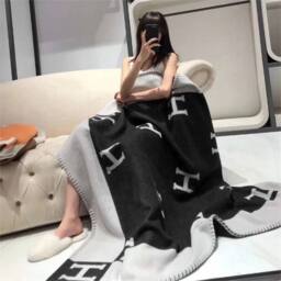 NESTLUNE Black Wool Cashmere Plaid Blanket Soft Pillow Shawl Bed - Size: 100 cm x 190 cm - thumbnail 6