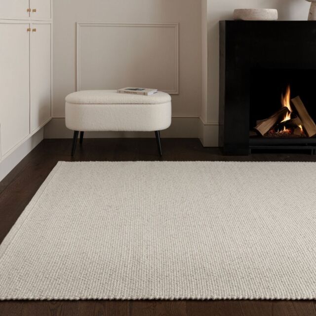 The Rug Shop UK Cream Modern Easy to Clean Handmade Plain Area Rug - Size: 200 cm x 290 cm - image 1