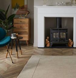 Esselle Esme Large Wool Rug in Cream - Size: 160 cm x 230 cm - thumbnail 5