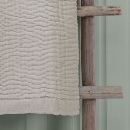 Voyage Maison Haze 100% Cotton Velvet Quilted Throw in Beige - Size: 140 cm x 200 cm - thumbnail 3