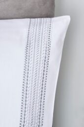 Appletree 'Embroidered Band' 100% Cotton Embroidered Duvet Cover Set in White - Size: Super King - thumbnail 3