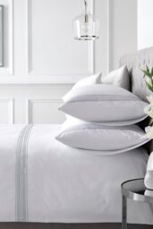 Appletree 'Embroidered Band' 100% Cotton Embroidered Duvet Cover Set in White - Size: Super King