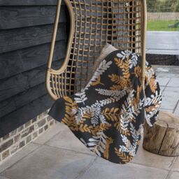 Benjamin Tate Design White & Orange Olive Leaves Blanket in Natural - Size: 120 cm x 150 cm - thumbnail 4