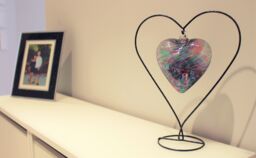 Sienna Glass 12cm Friendship Heart Multicoloured Turquoise in Green - thumbnail 5