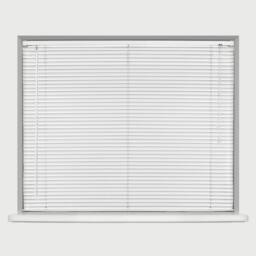 Blinds Outlet PVC Venetian Blind 25mm slats in White - Size: 90 cm width x 150 cm drop - thumbnail 1