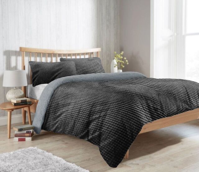 New Edge Blinds Maine Check Fluffy Fleece Duvet Set in Grey - Double - Size: Single