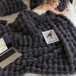 PEACH ACCESSORIES Small Luxurious Faux Fur Chair Blanket (100*160cm) (30in*63in) in Dark Grey - thumbnail 2