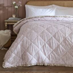 Wylder Amelia 100% Cotton Floral Quilted Bedspread in Pink - Size: Double - thumbnail 1