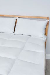 BHS Hotel Collection Anti Allergy Mattress Enhancer in White - Size: Single - thumbnail 3