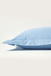Homescapes Egyptian Cotton Oxford Pillowcase 200 TC, Standard Size in Blue - thumbnail 2
