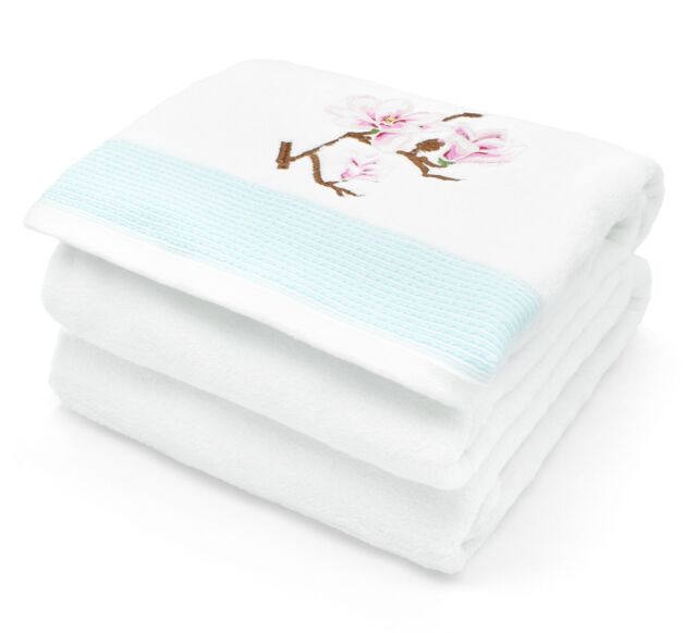 Velosso Japaneese Cherry Blossom Embroidered Cotton Guest Towels in White