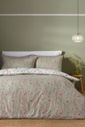 Catherine Lansfield 'Brushed Grasmere Floral' Cotton Reversible Duvet Cover Set in Green - Size: Single - thumbnail 2