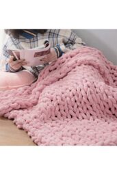 Living and Home Chunky Knit Throw Blanket 100x150cm in Baby Pink - Size: 100x150 cm - thumbnail 3