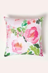 Homescapes Luxury Waterproof Pink Peony Outdoor Cushion 45 x 45 cm, Set of 2 - Size: 45 cm x 45 cm - thumbnail 4