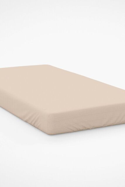 Belledorm Easy Care 200 Thread Count Cotton Polyester Percale 28cm Fitted Sheet in Cream - Size: Super King - image 1