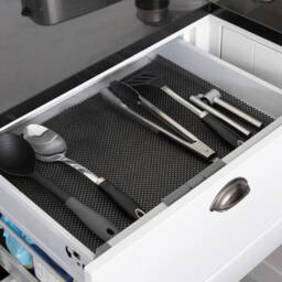 D-C-Fix Premium Anti Slip Mat Black Shelf & Drawer Liners - Size: 300mm x 1500mm - thumbnail 4