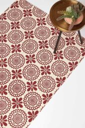 Homescapes Cassia Red Cotton Geometric Rug - Size: 120 cm x 170 cm - thumbnail 1