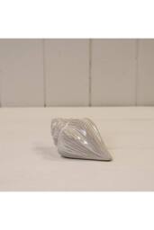KDMD White Glazed Ceramic Shell Ornament with Textured Detail in Off-White