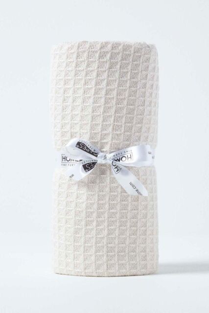 Homescapes Cotton Waffle Baby Blanket - Soft, Breathable & Skin-Friendly in Natural - Size: 90 cm x 112 cm - image 1