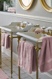 CHRISTY 'Renaissance' Luxury 675GSM Egyptian Cotton Towels in Pale Pink - thumbnail 3