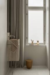 Blomus Set of 2 ARTO Guest Towels 30 x 50 cm - Moonbeam/Amber Brown in Amber - thumbnail 3